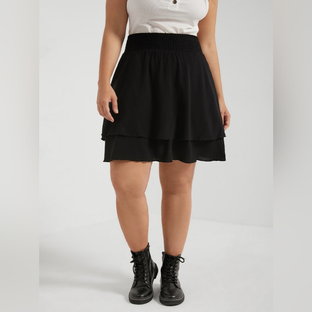 BLOOMCHIC Black Shirred Tiered A Line Skirt Size 20